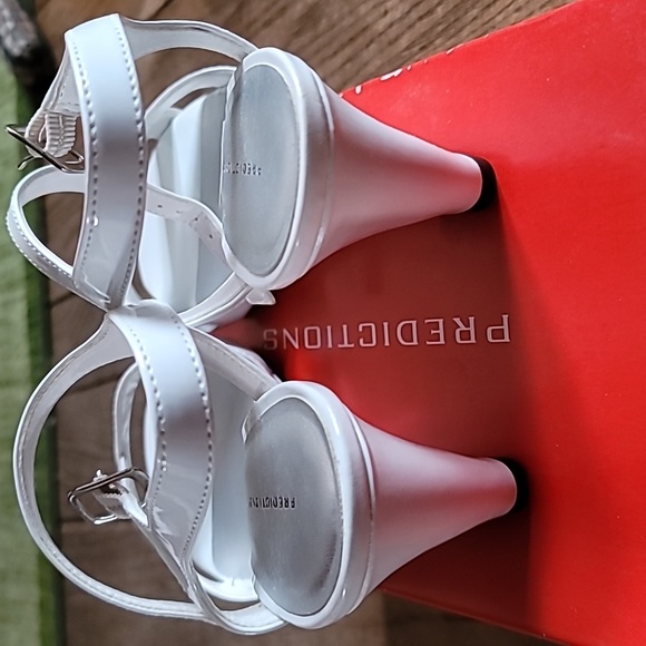 Predictions white open toe 7.5 W - Picture 2 of 12